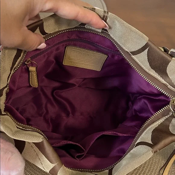 Coach Vintage Brown and Tan Shoulder Bag - Picture 10 of 12